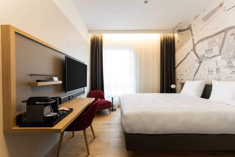Bedroom 4, Intercityhotel Breda, Breda