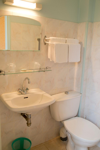 Bathroom 3, Le Relais de Boralde, Aveyron