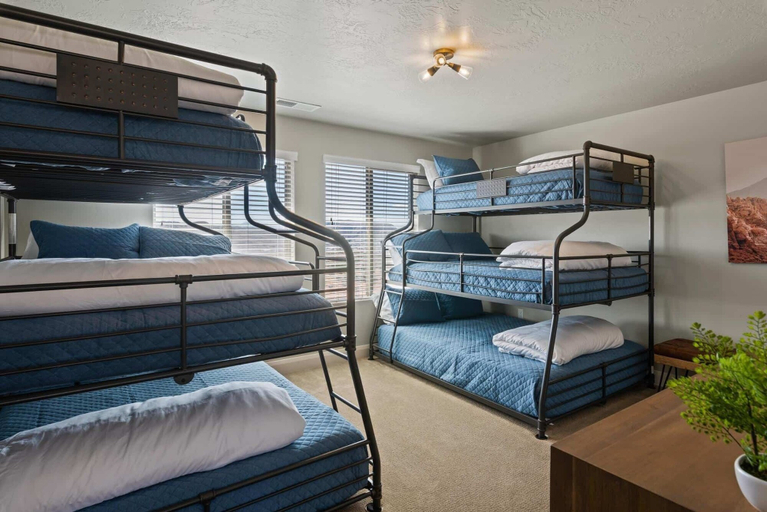 Bedroom 3, Desert Chateau by RedAwning, Washington