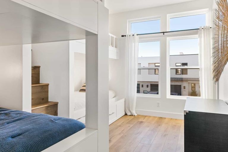 Bedroom 2, Double Eagle on the 8th by RedAwning, Washington