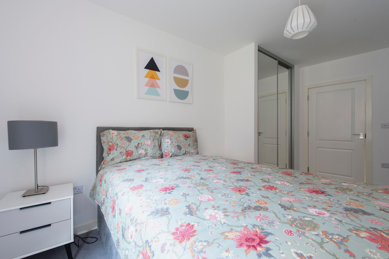Bedroom 3, Stunning Luxury Stratford London 2 Bed Apartment, London