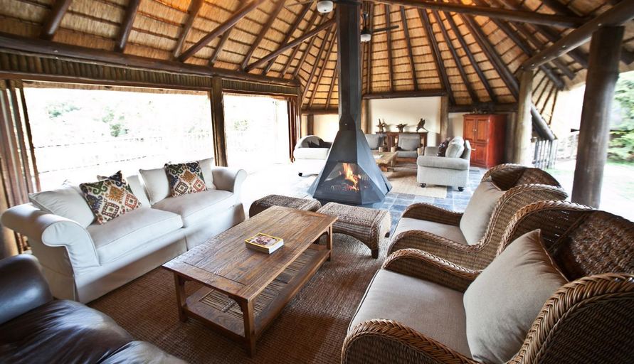 Bedroom, Rhino River Lodge, Umkhanyakude