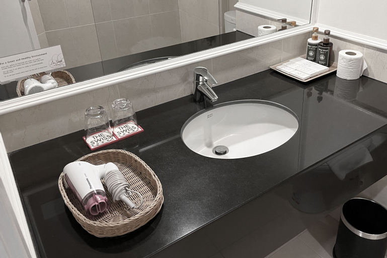Bathroom 3