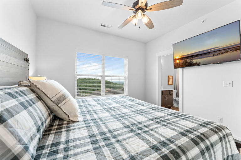 Bedroom 2, Summer Breeze 9 Bedroom Home by RedAwning, Taney