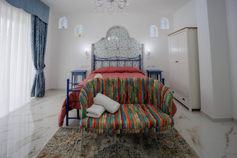 Bedroom 5, REDDIMUS Guest House, Napoli