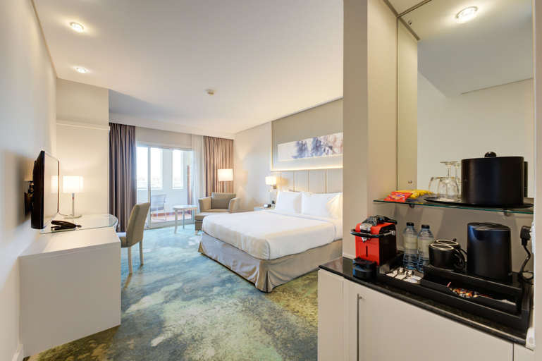 Bedroom 4, Millennium Lakeview Hotel, Dubai