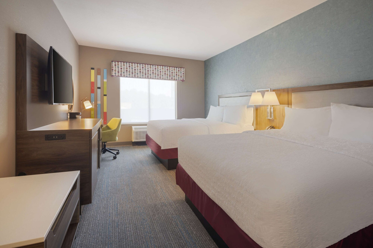 Bedroom 1, Hampton Inn Clovis,NM, Curry