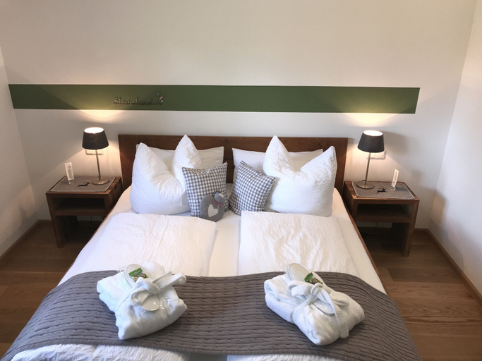 Bedroom 2, Ferienwohnungen Zugspitze, Garmisch-Partenkirchen