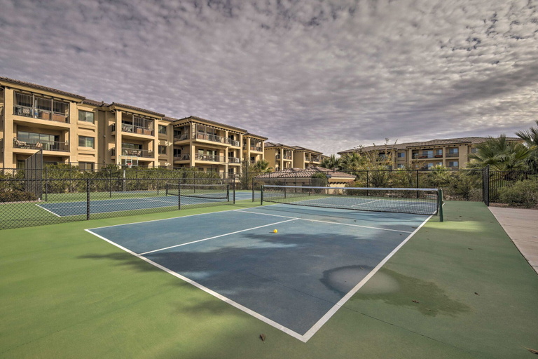 Exterior & Views 2, Modern St George Condo w/ Resort Amenities!, Washington