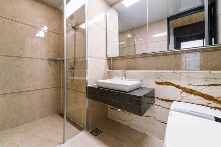 Bathroom 6