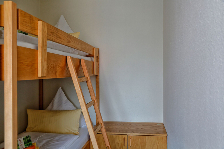 Bedroom 4, Konsum Gästehaus Quisisana, Schmalkalden-Meiningen
