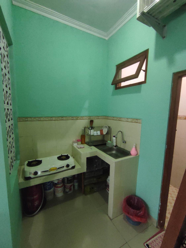 Dining Room 13