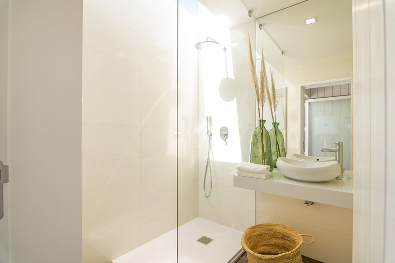 Bathroom 3, Tijosa Eco-House Camp, Ovar