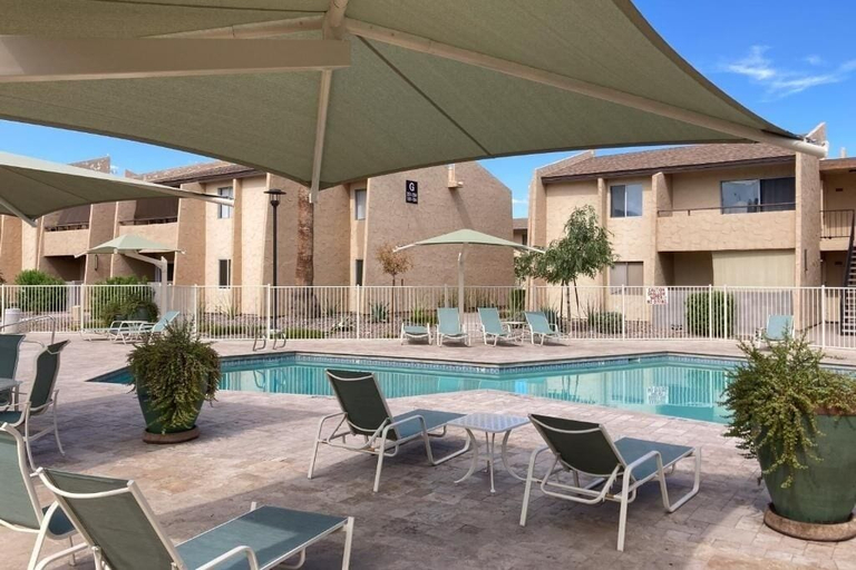 Pool 5, Villa Sunrise 1 Bedroom Condo by RedAwning, Maricopa