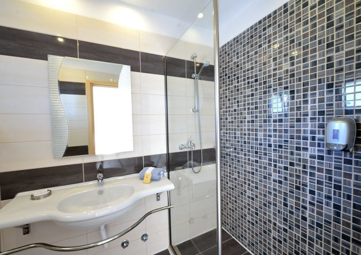 Bathroom 3, Vasia Sea Retreat, Crete
