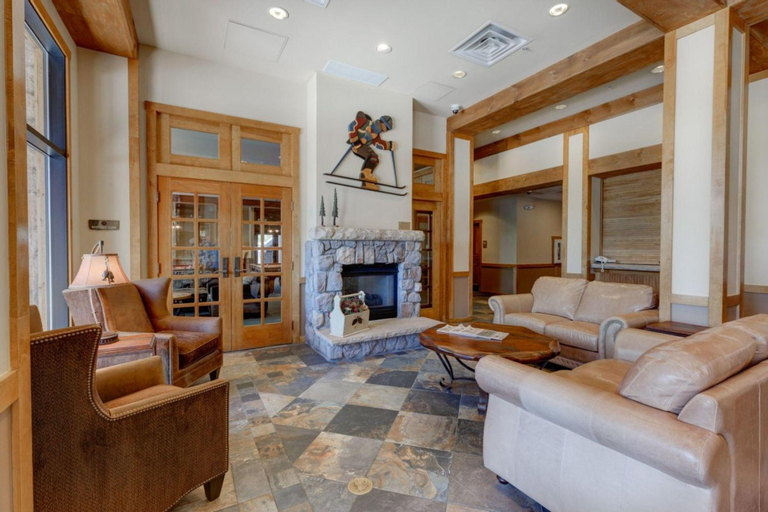 Public Area 4, Buffalo Lodge by Summit County Mountain Retreats, Summit