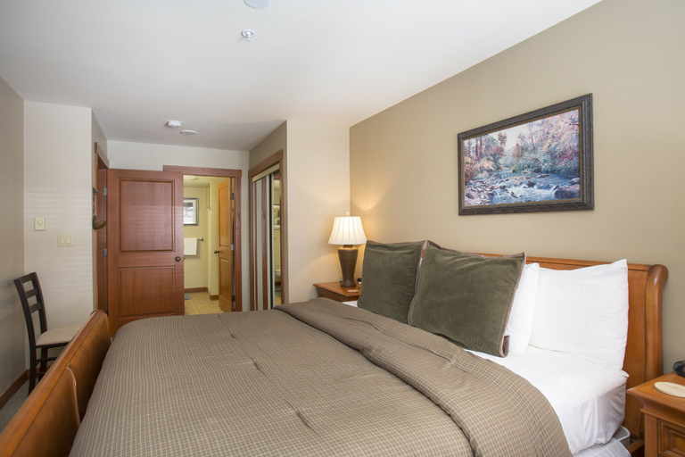 Room 3, 2403 - Two Bedroom Deluxe Eagle Springs East 2 Condo by RedAwning, Salt Lake