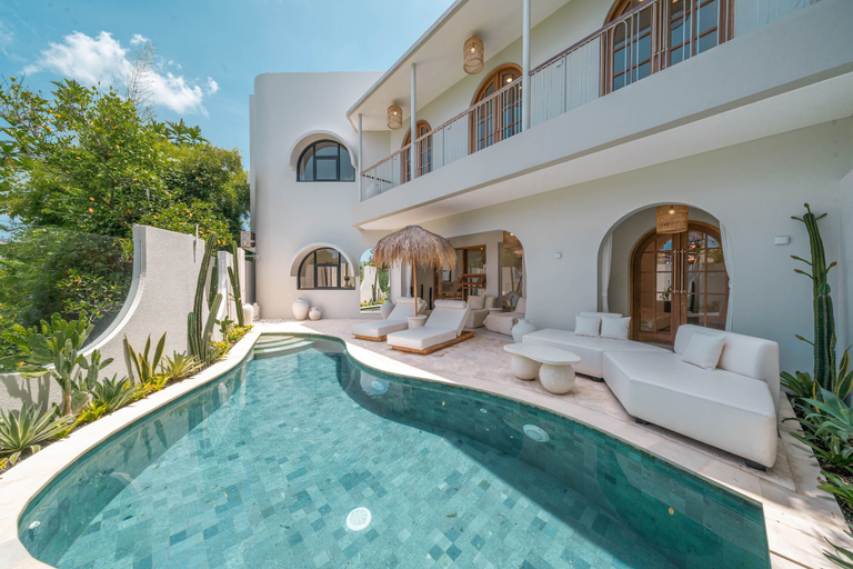 Sport & Beauty 5, Villa Hawk : Aesthetically Pleasing 4BR Villa In Central Canggu, Badung