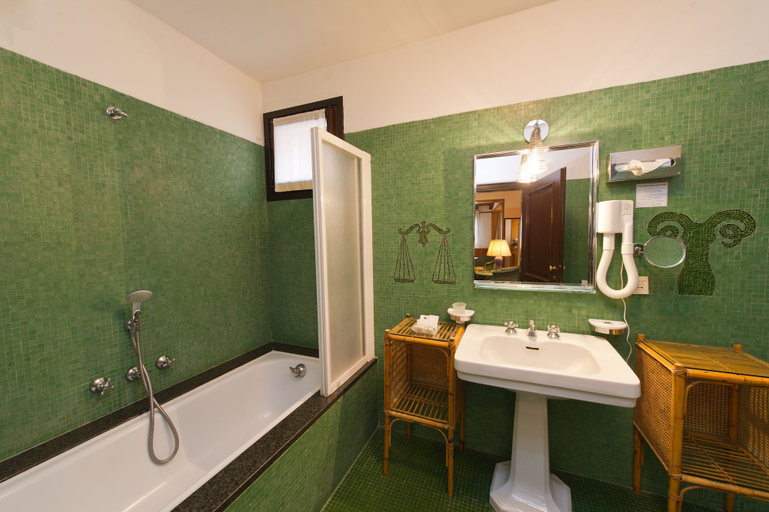Bathroom 5, Hotel Villa Mabapa, Venezia