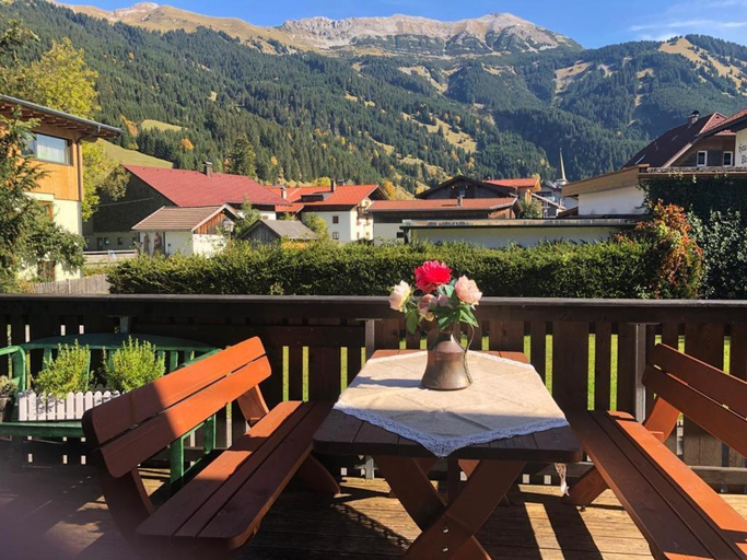 Others 4, Gastehaus Schmitt, Reutte