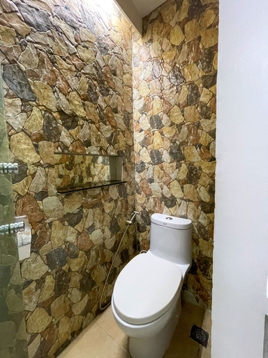 Bathroom 3, Montani Beach Resort Puerto Galera powered by Cocotel, Puerto Galera