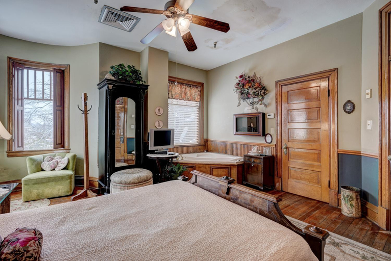 Bedroom 2, Grandison Inn, Oklahoma