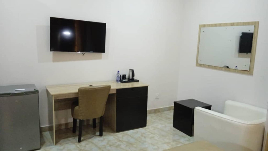 Bathroom 3, Wizy Hyatt Hotel, Enugu North