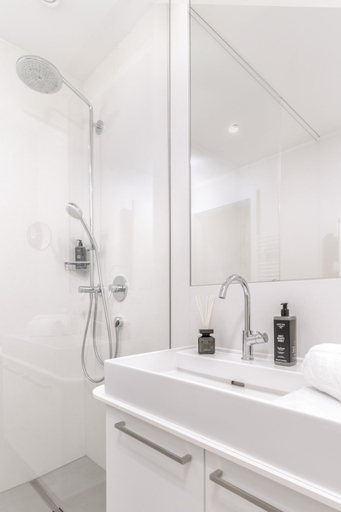 Bathroom 3, Limehome Graz - Argos by Zaha Hadid, Graz