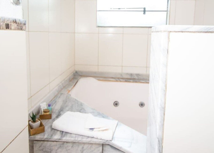 Bathroom 4, Pousada do Bosque, Canela