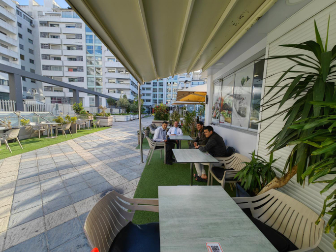 Food & Drinks, Bab Tanja City, Tanger-Assilah