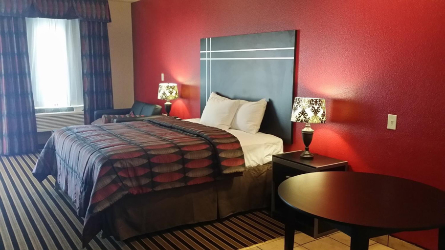 Bedroom 2, Texan Inn and Suites Tilden, McMullen