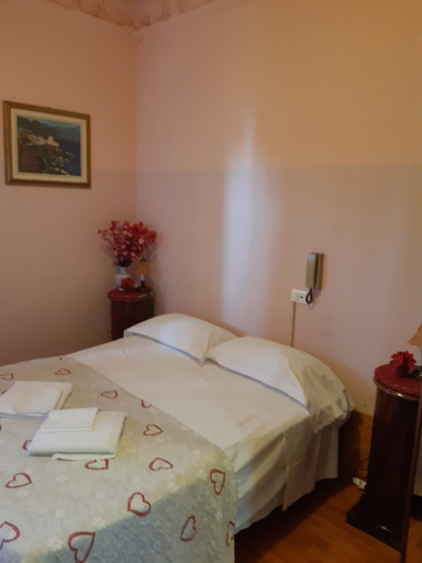 Bedroom 2, Hotel Guesthouse MASSENA, Genova