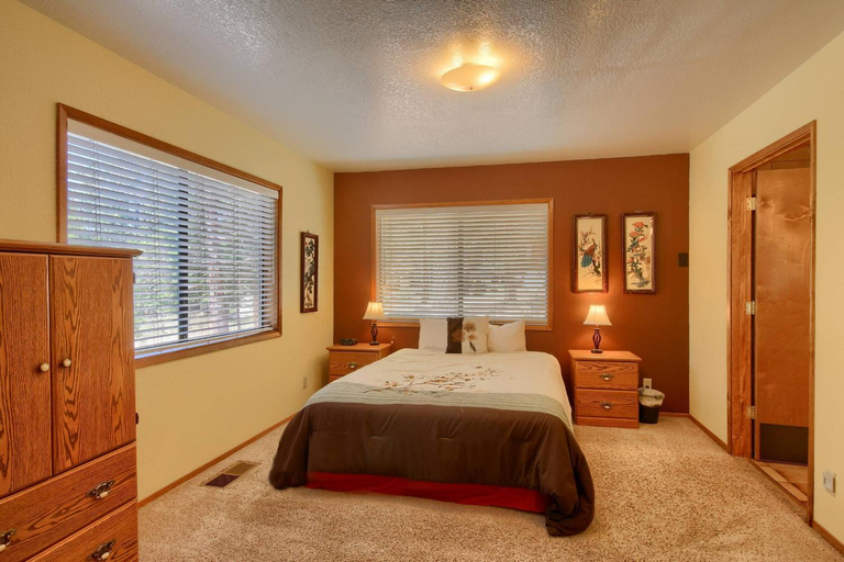 Bedroom 2, (69) Bordentown West at The Redwoods In Yosemite, Mariposa