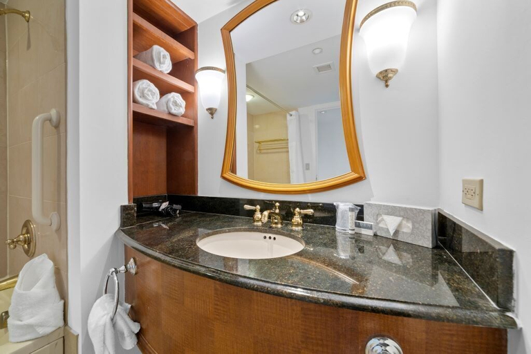 Bathroom 3, CozySuites at Showboat Bold Beachfront Condo, Atlantic