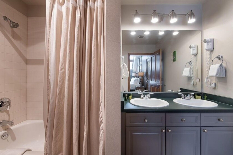 Bathroom 5, Zephyr Mountain Lodge, Condo | Ski Storage (Select-Rated Condo 2700), Grand