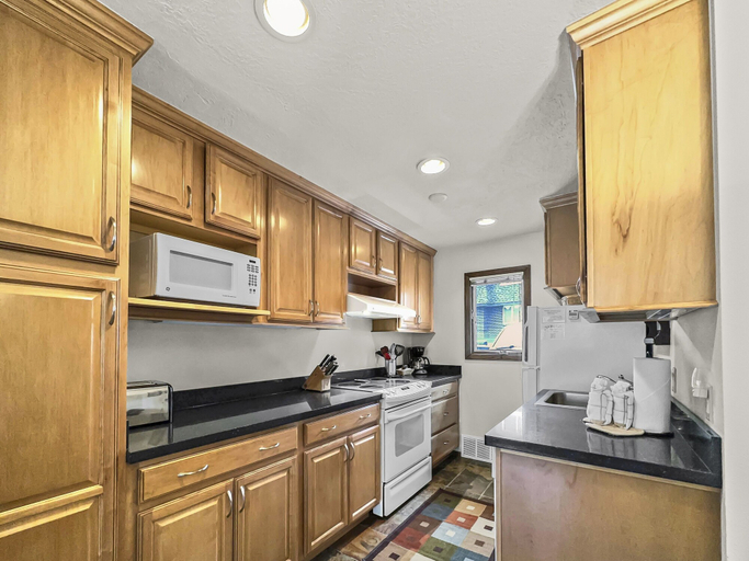 Private kitchen 5, Cc43 Chateau Claire 2 Bedroom Condo by RedAwning, Summit