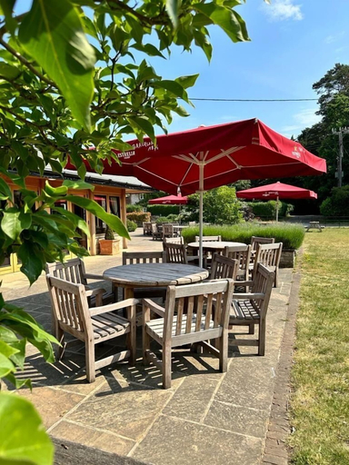 Food & Drinks 5, Elveden Inn, Suffolk