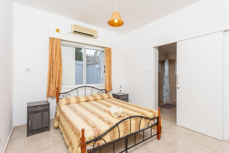 Bedroom 2, Villa Lela Pente