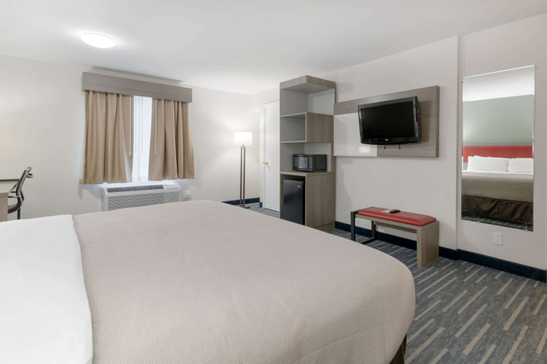 Bedroom 4, Quality Inn Lebanon - Hanover, Grafton