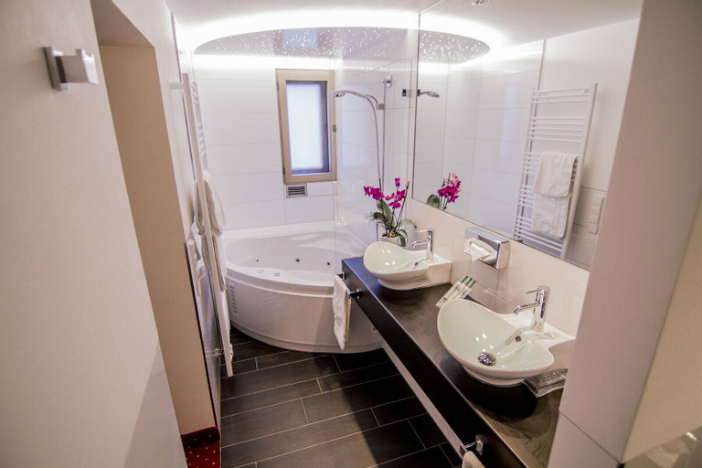 Bathroom 8