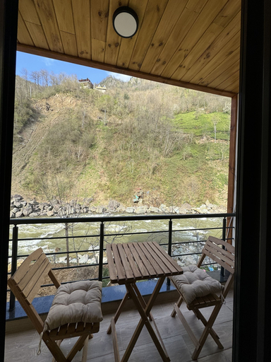 Front of property, Karadeniz Suit, Ardeşen