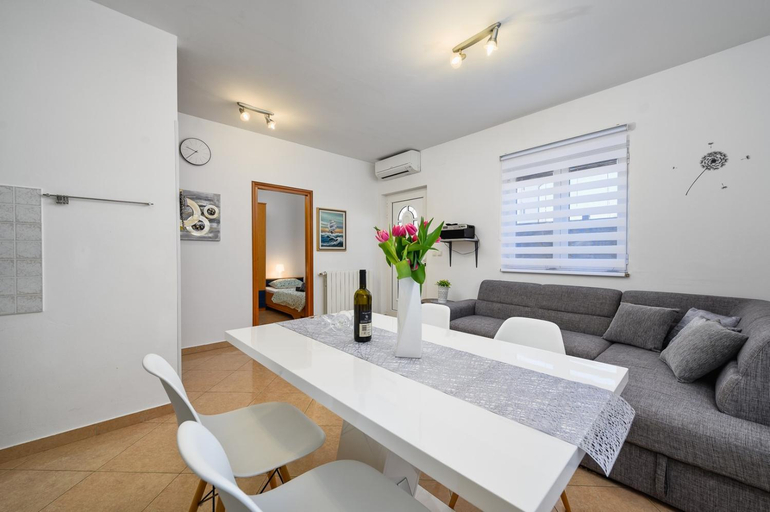 Others 3, BOZICA House with apartments, Umag
