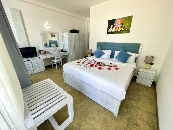 Bedroom 4, Smeralda Beach Hotel, Dickwella