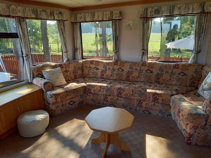 Others 5, Lovely Semi-rural Caravan & Hot Tub - Sleeps Fam 6, South Lanarkshire
