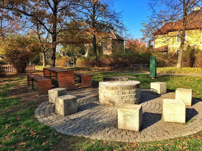Others 5, Hostel Jarov III. F, Praha 3