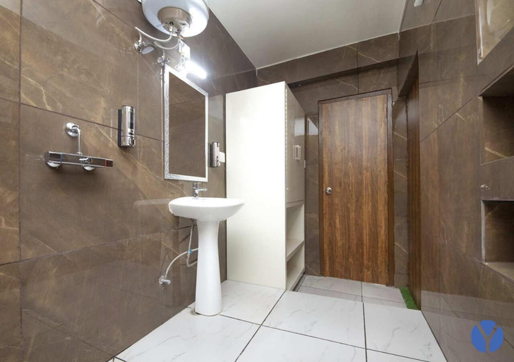 Bathroom 2, The Yakshaa Neelkanth, Garhwal