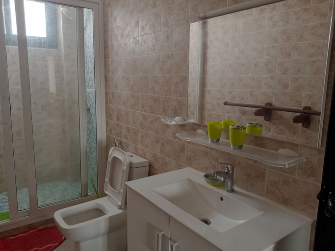 Bathroom 4, Residence Hotel Kakatar, Dakar