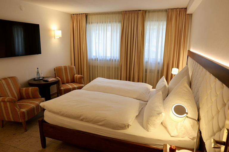 Bedroom 11