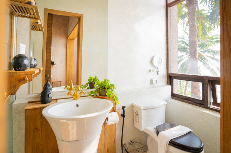 Bathroom 6