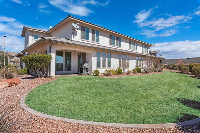 Exterior & Views 2, Desert Chateau by RedAwning, Washington